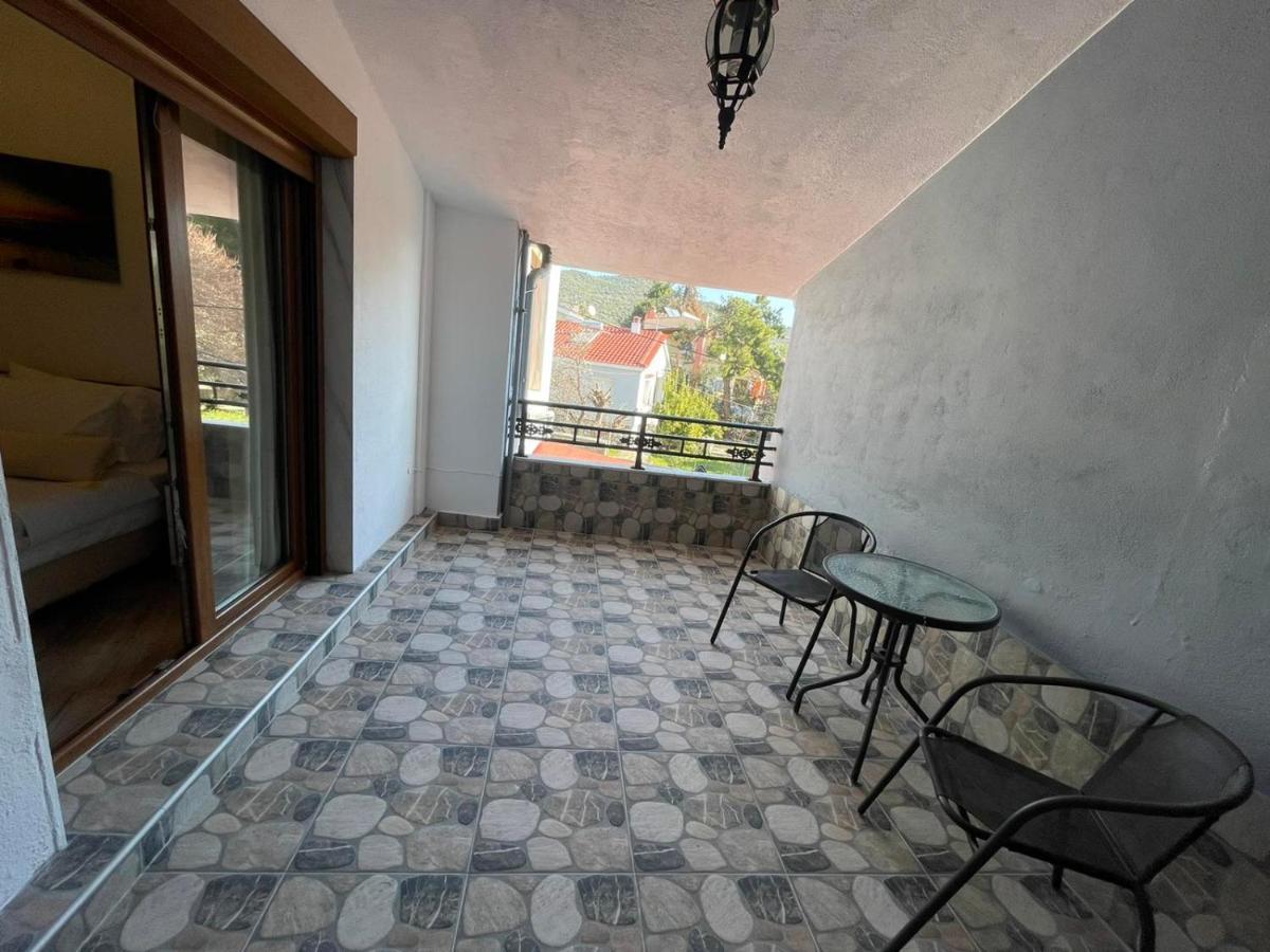 Maisonette 25M From The Sea PalaiónTsiflíkion エクステリア 写真